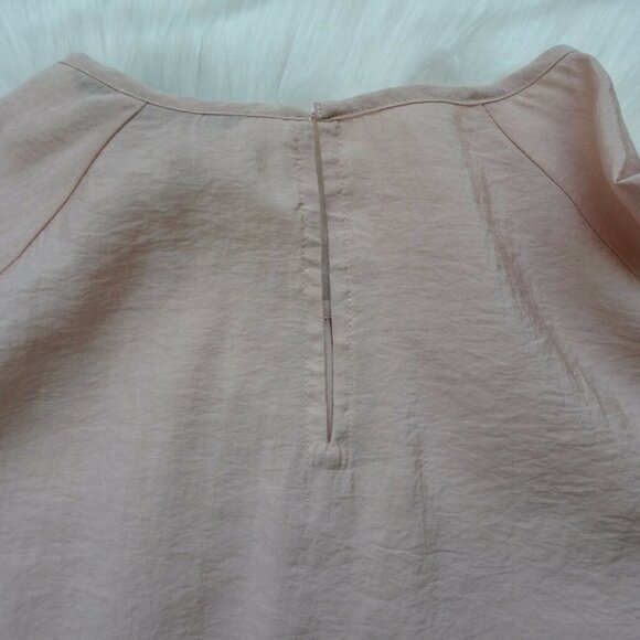 💰3/$2 EXPRESS Pink Blouse Top Puffed Balloon Sleeve Shirred Button Cuff Chic XS - Picture 8 of 13